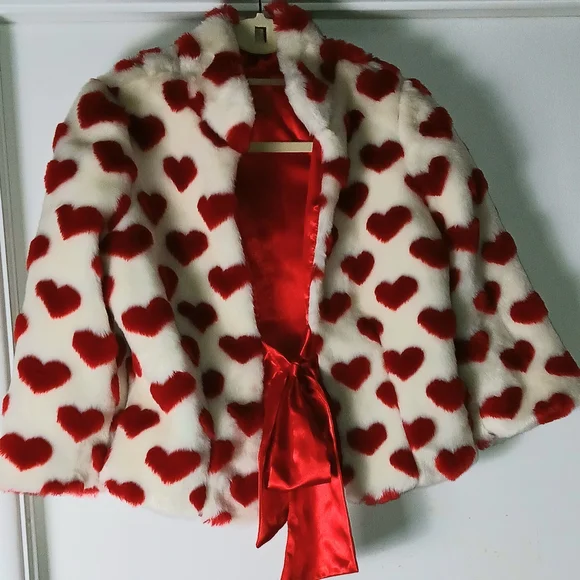 ❤️❤️Voom by Joy Han White faux Fur Cropped Teddy Jacket w Red Hearts Valentines - Picture 10 of 10